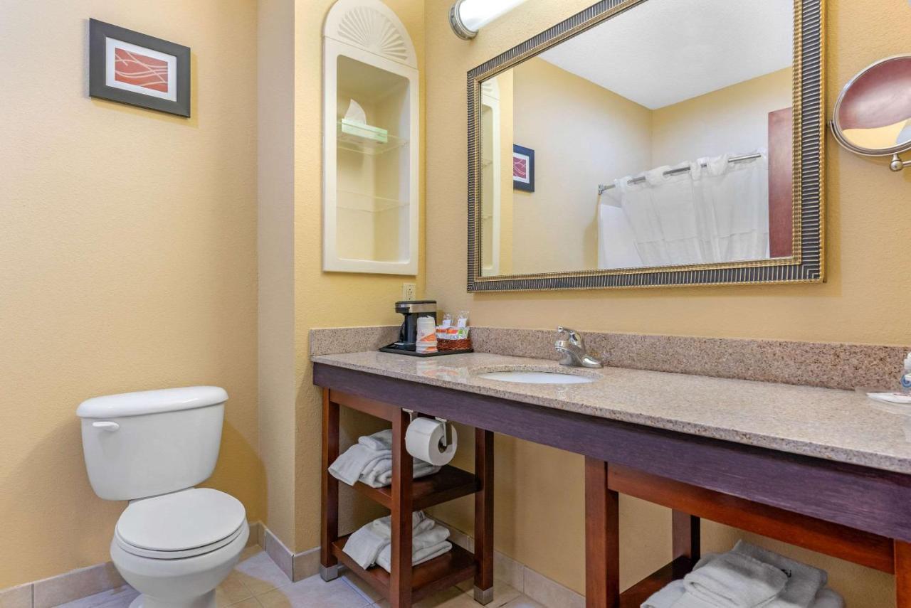 Comfort Suites Финдли Екстериор снимка