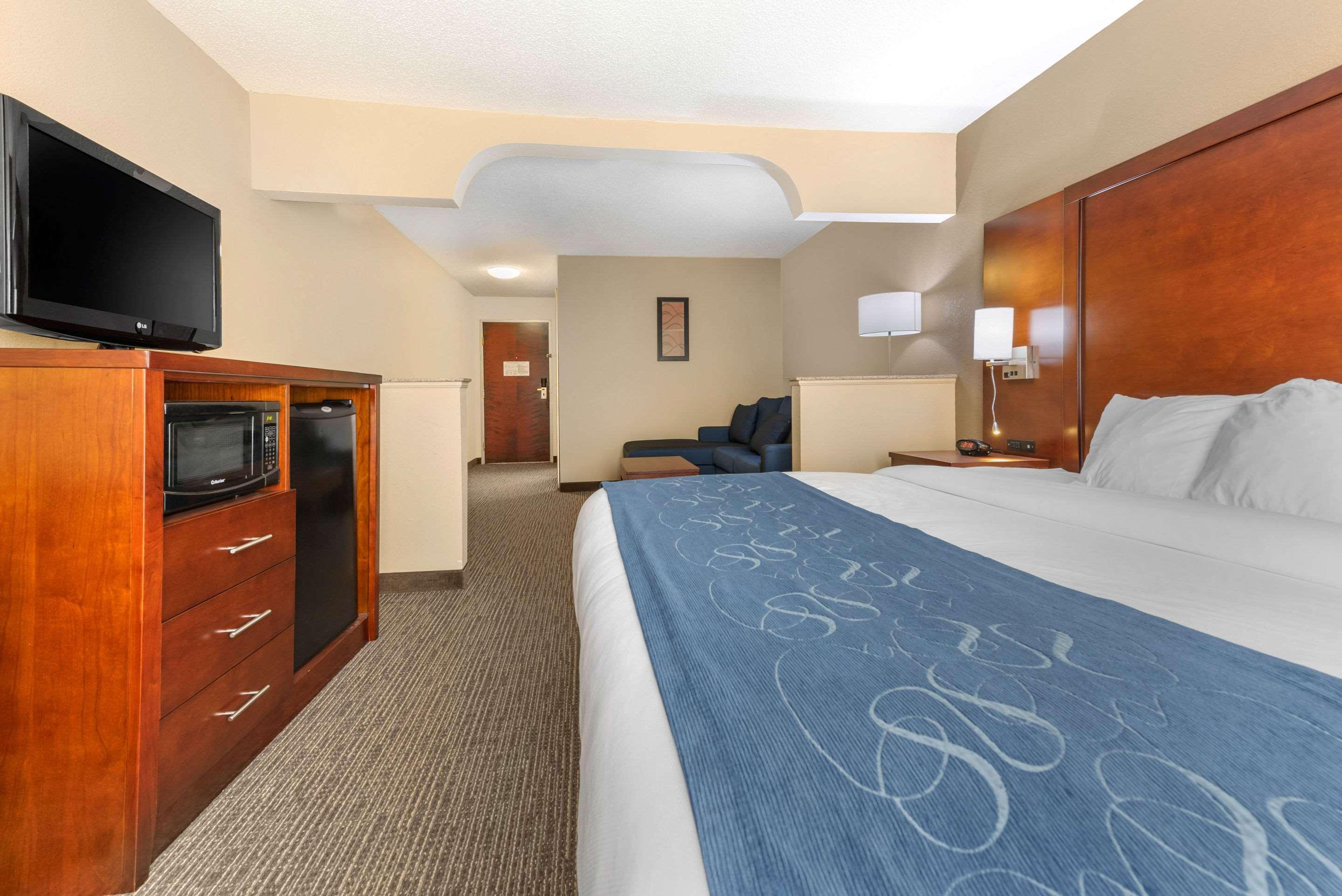 Comfort Suites Финдли Екстериор снимка