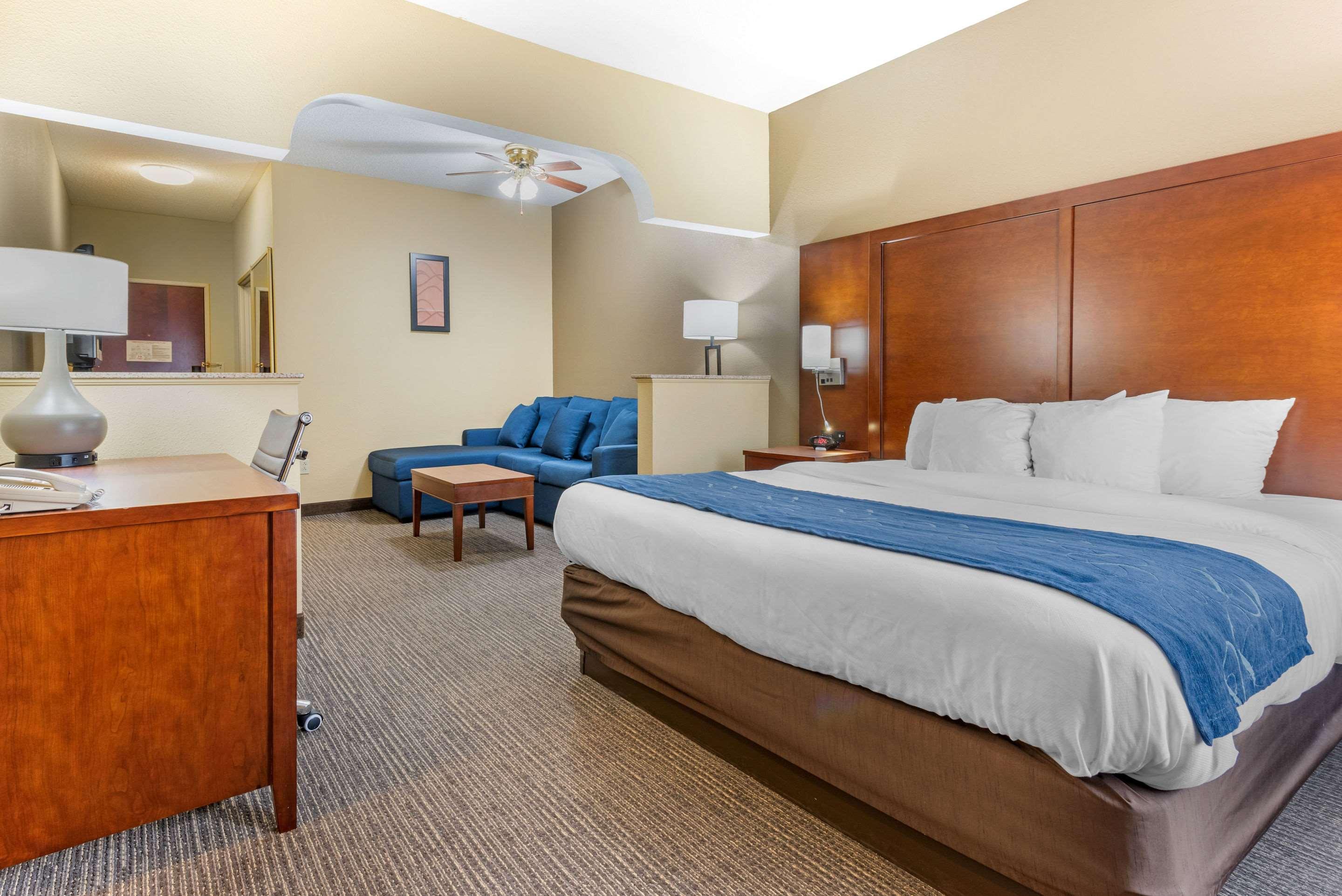 Comfort Suites Финдли Екстериор снимка