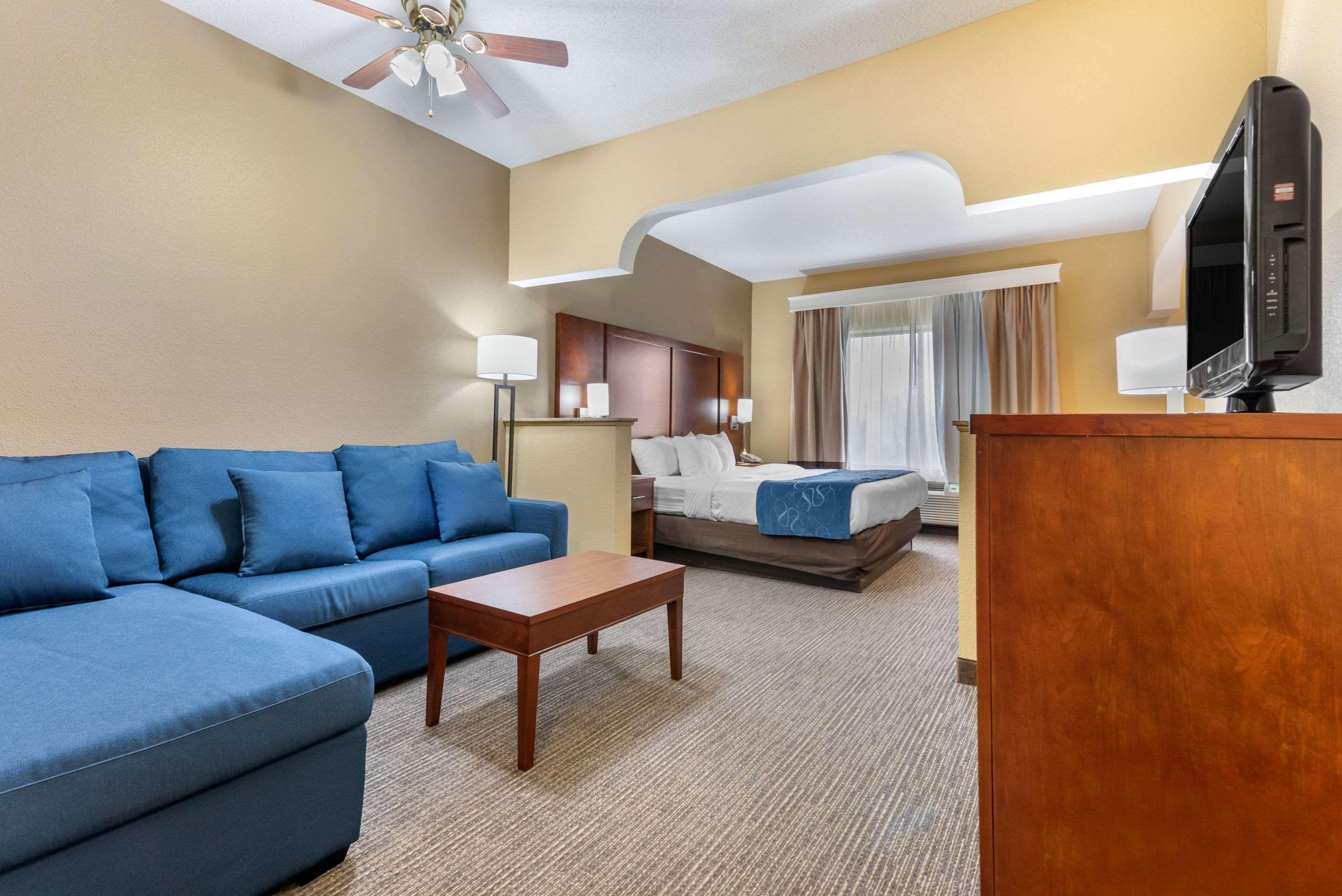 Comfort Suites Финдли Екстериор снимка