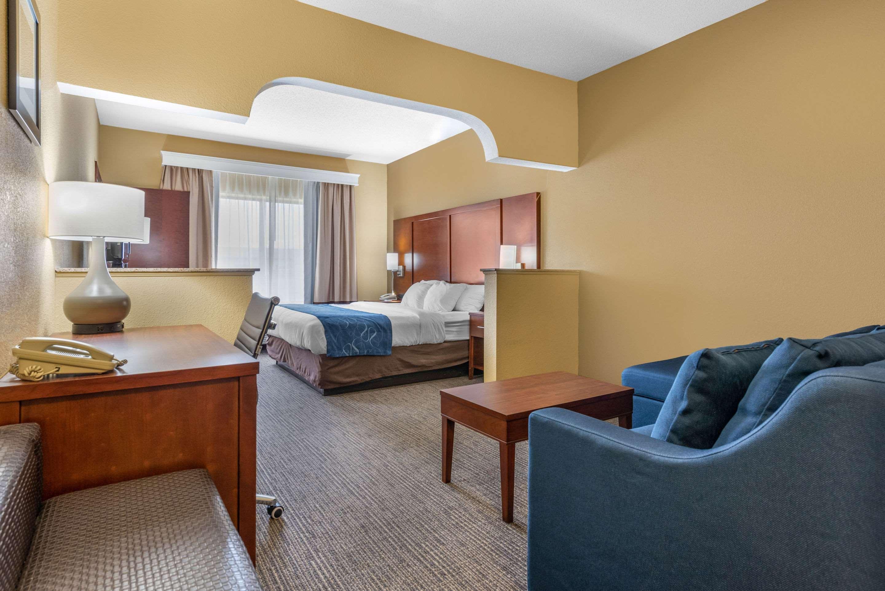 Comfort Suites Финдли Екстериор снимка