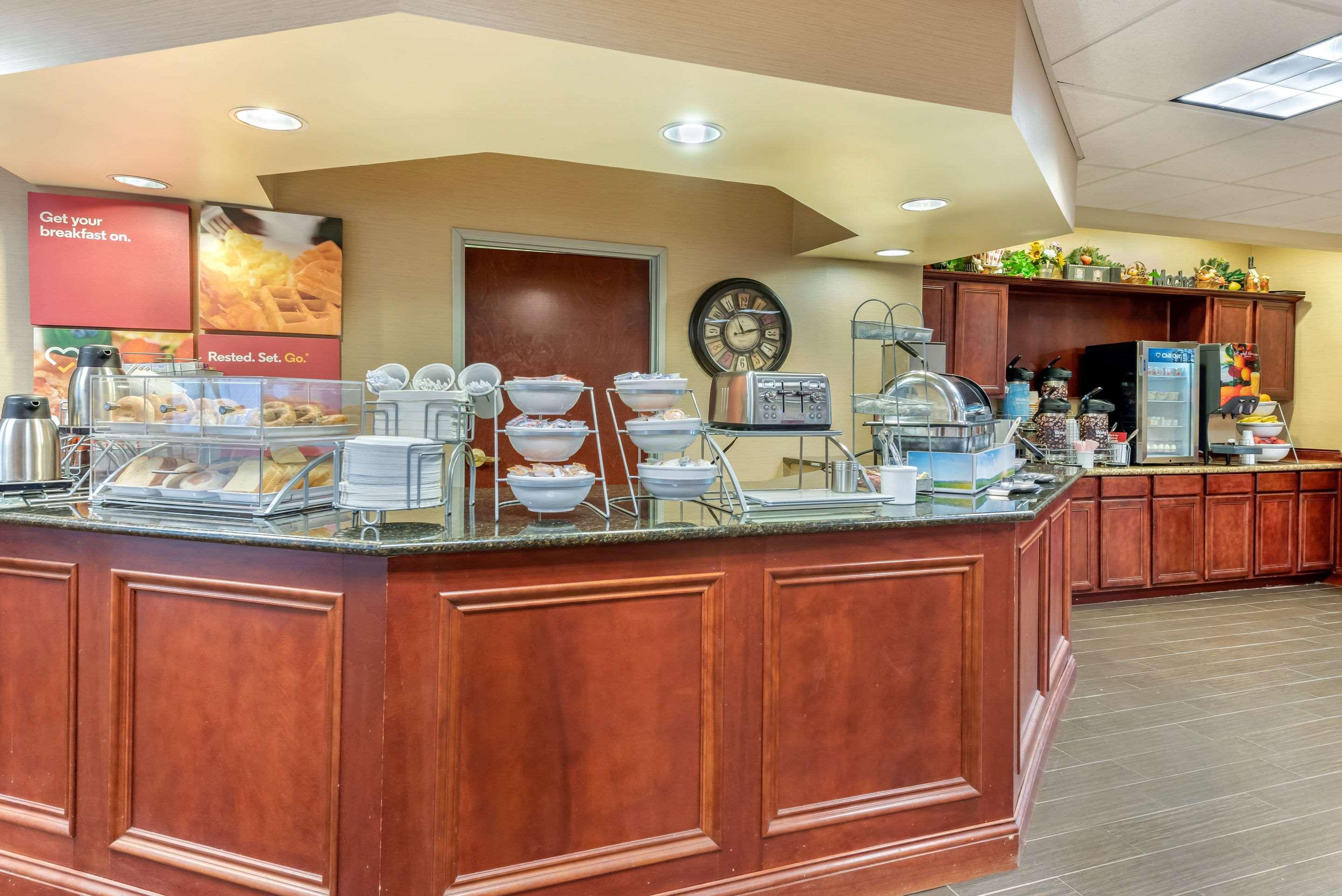 Comfort Suites Финдли Екстериор снимка